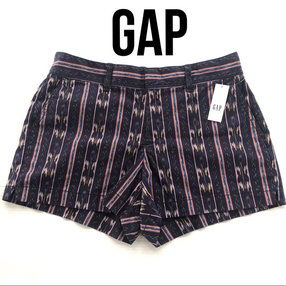 GAP Pants - NWT GAP 3" City Short Navy Blue Print size 8